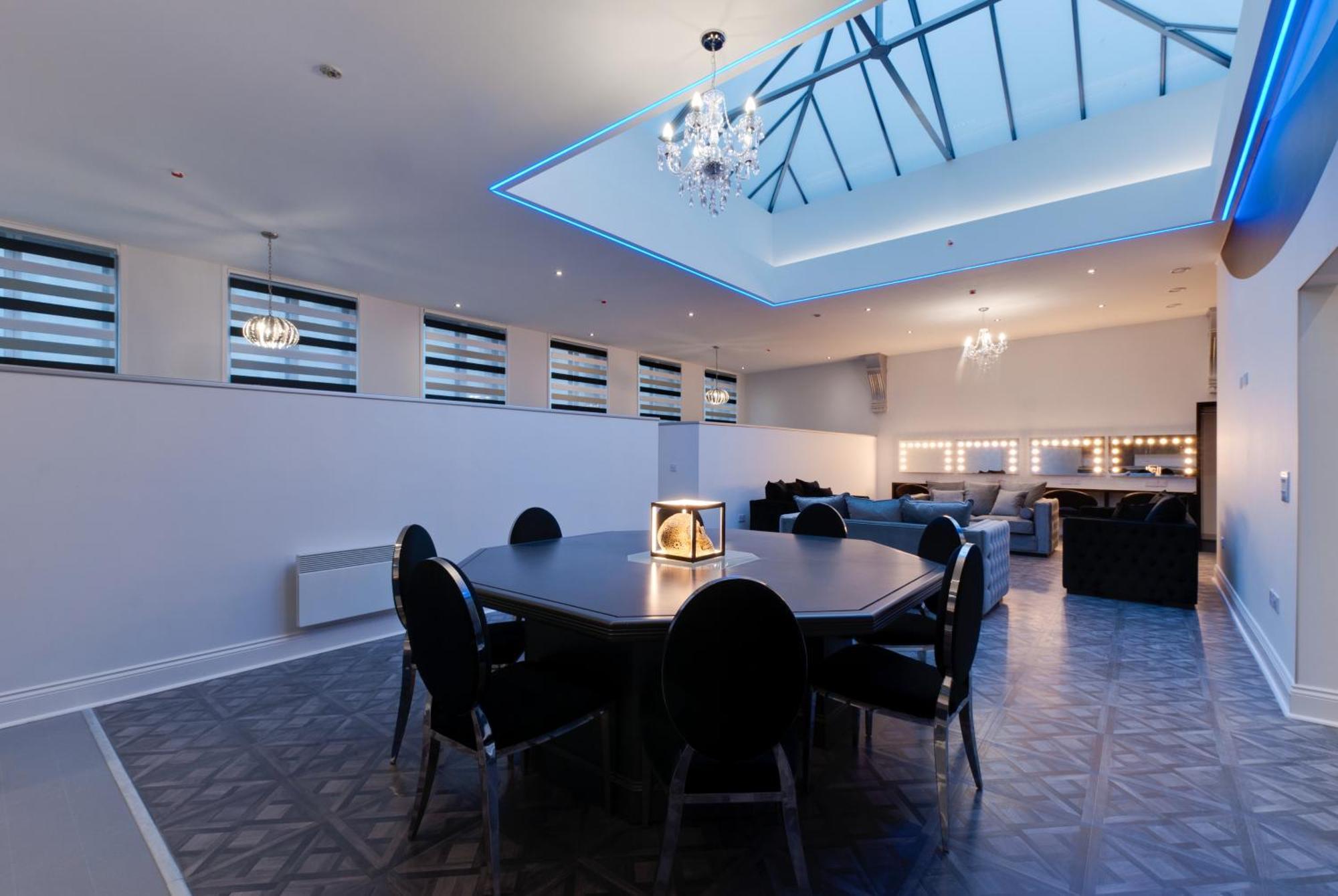 Temple Court Cavern Quarter Apartments By Happy Days ليفربول المظهر الخارجي الصورة